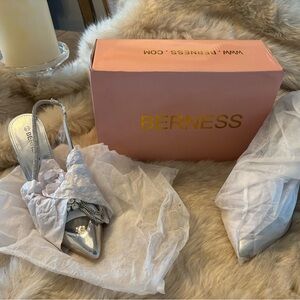 Berness Women's Silver Heels